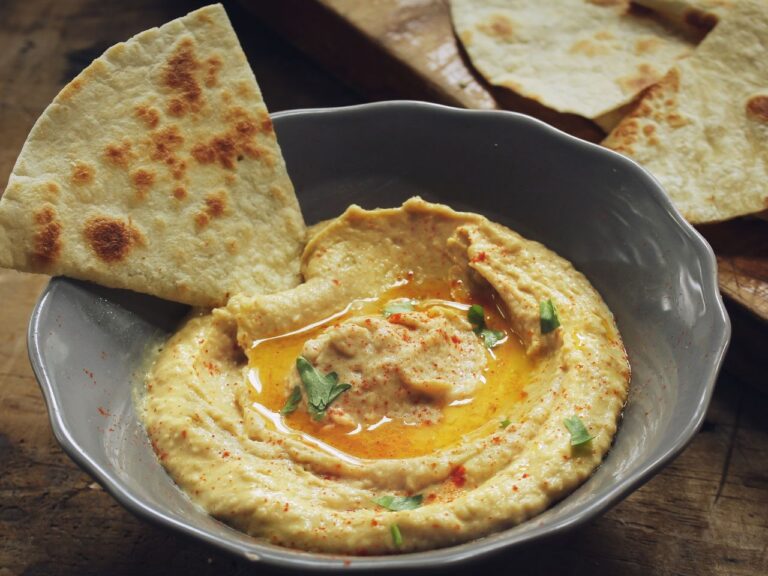 Mastering the Art of Lebanese Hummus: A Classic Recipe and Tips